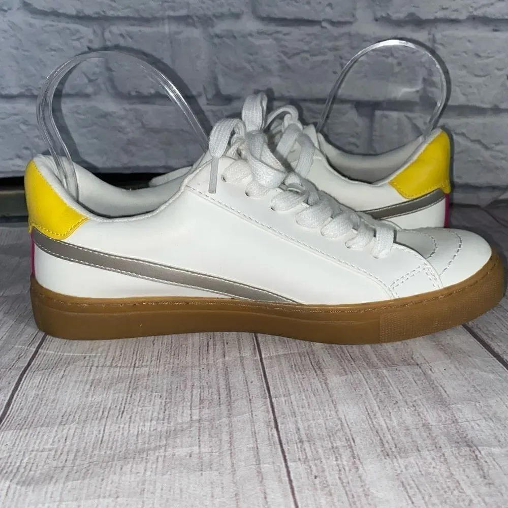 Universal Thread women 9 multicolor sneaker
